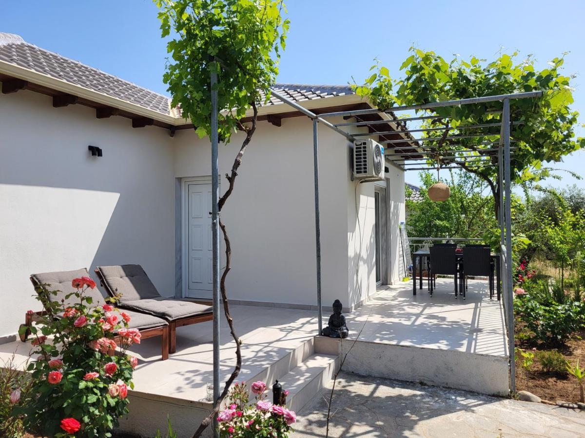 Ioannis Houses - Gemuetliches Ferienhaus Im Olivenhain Скала-Потамиас Экстерьер фото